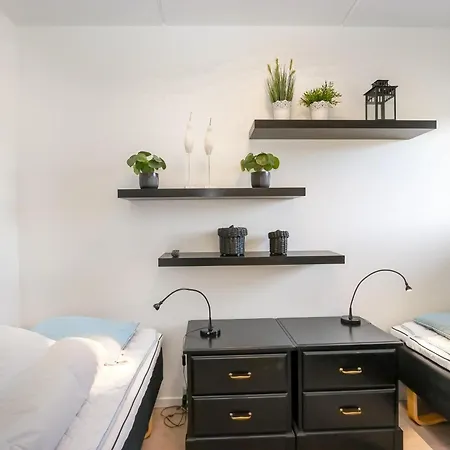 아파트 Meget Paen Til 2 Personer Sj3233
